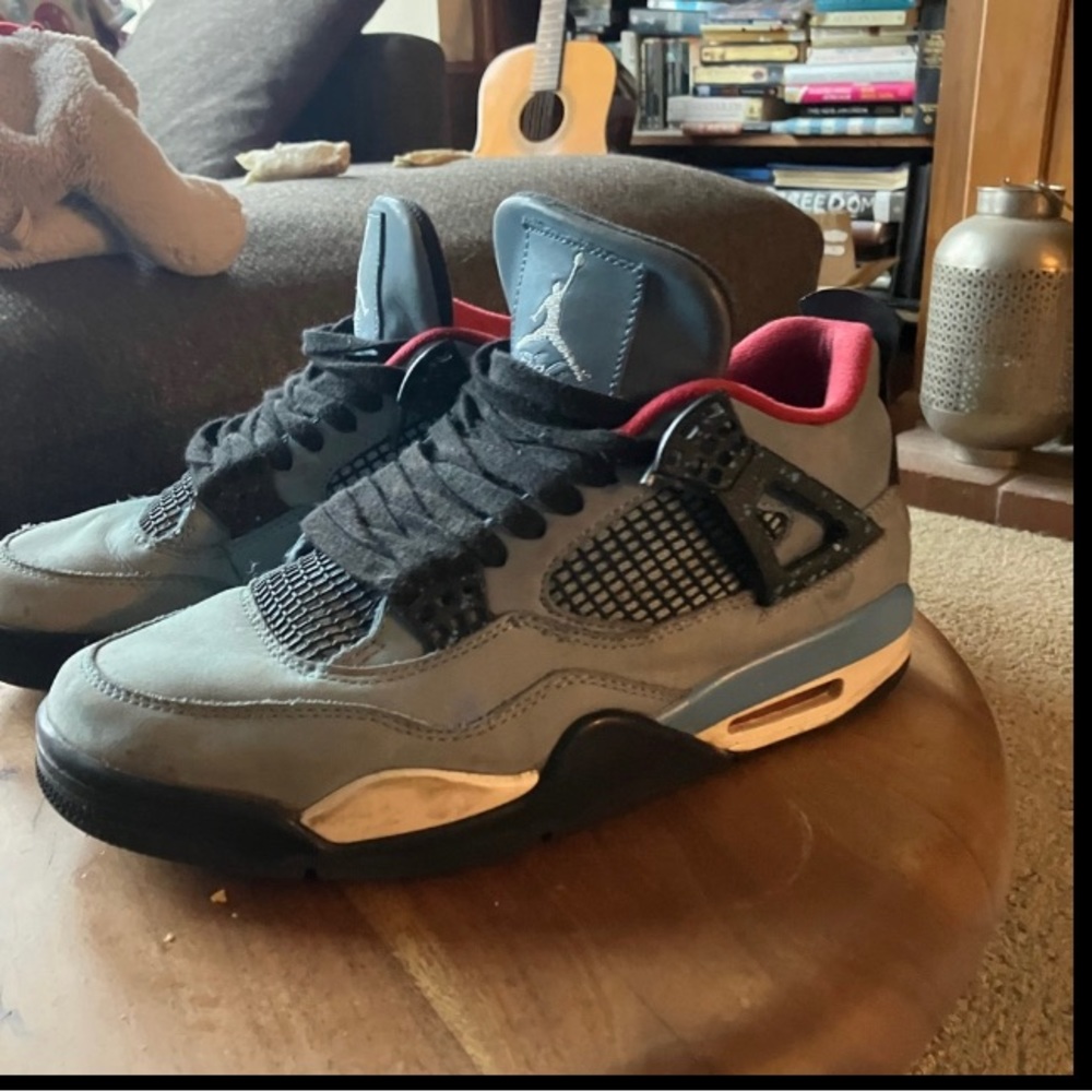 Travis Scott Jordan 4 Cactus Jack size 9.5 used